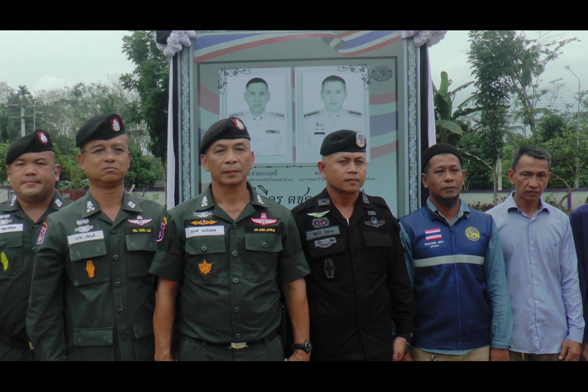 วันที 22 ม.ค.68 เวชา 10.00 น. ที่โรงเรียน ตชด.บ้านตืองอ ช่างกลปทุมวันอนุสรณ์ 13 อ.ศรีสาคร จ.นราธิวาส ได้มีพลังมวลชนผู้นำศาสนาผู้นำท้องถิ่น ในพื้นที่ 5 หมู่บ้านของ ต.ศรีบรรพต อ.ศรีสาคร จำนวนกว่า 500 คน ได้พร้อมใจกันรวมตัวประกอบพิธีละหมาดฮายัตและดูอาร์